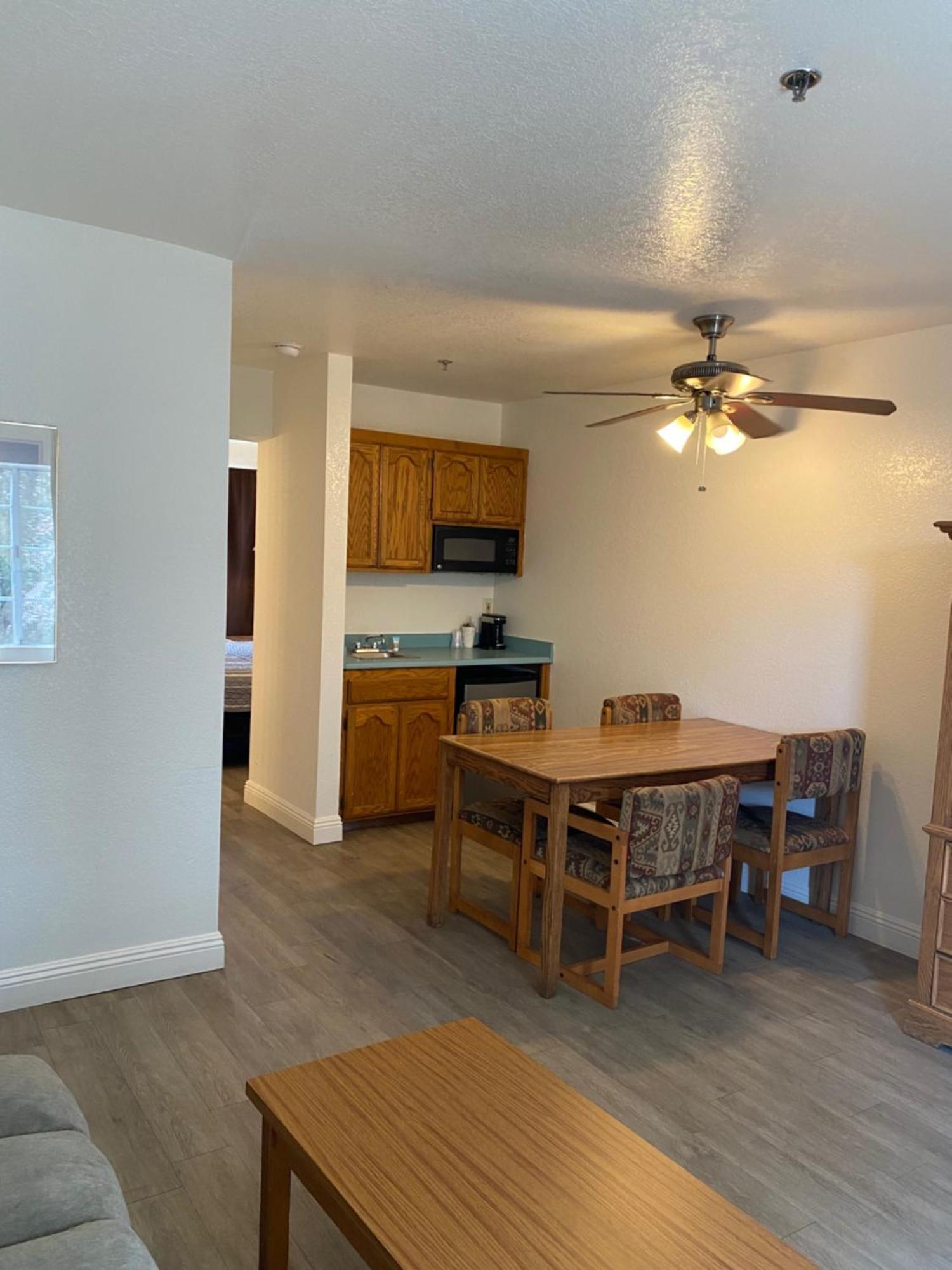 Lodge On The River Bullhead City Buitenkant foto